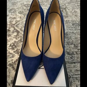 Nine West blue suede pumps size 9